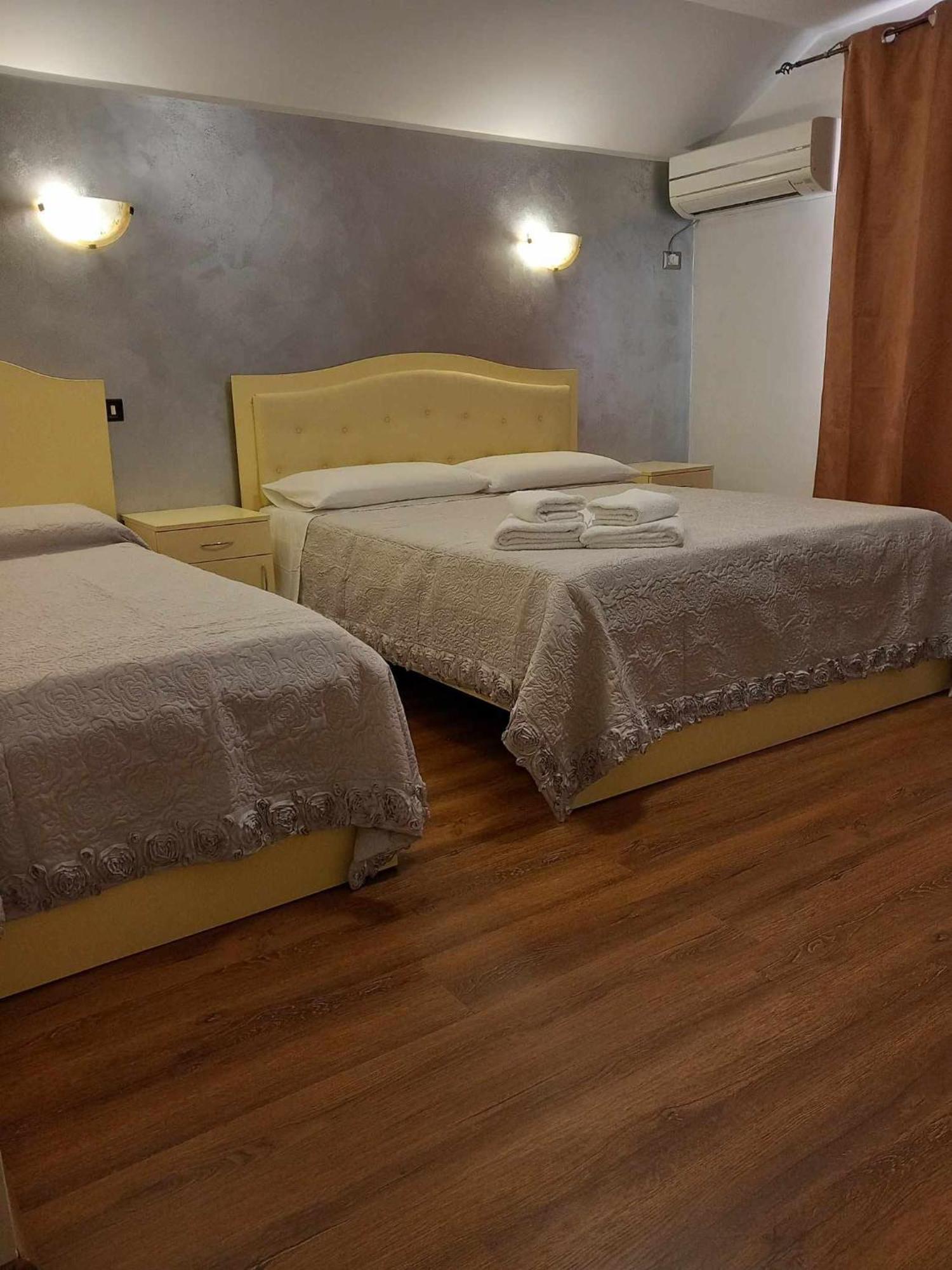 Hotel Casa Rasaritul Soarelui Sarichioi Zewnętrze zdjęcie